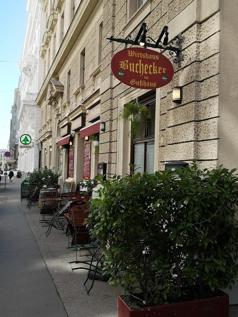 Moderne Trifft Tradition Im Herzen Wiens Viena Exterior foto